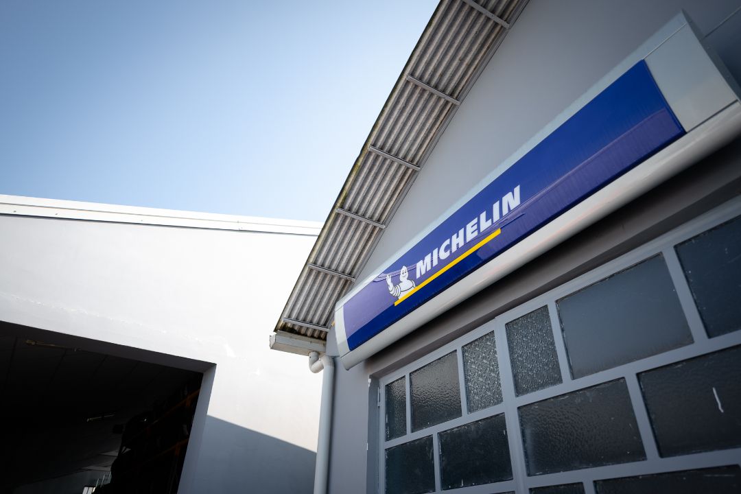 Ermes Gomme officina Poirino