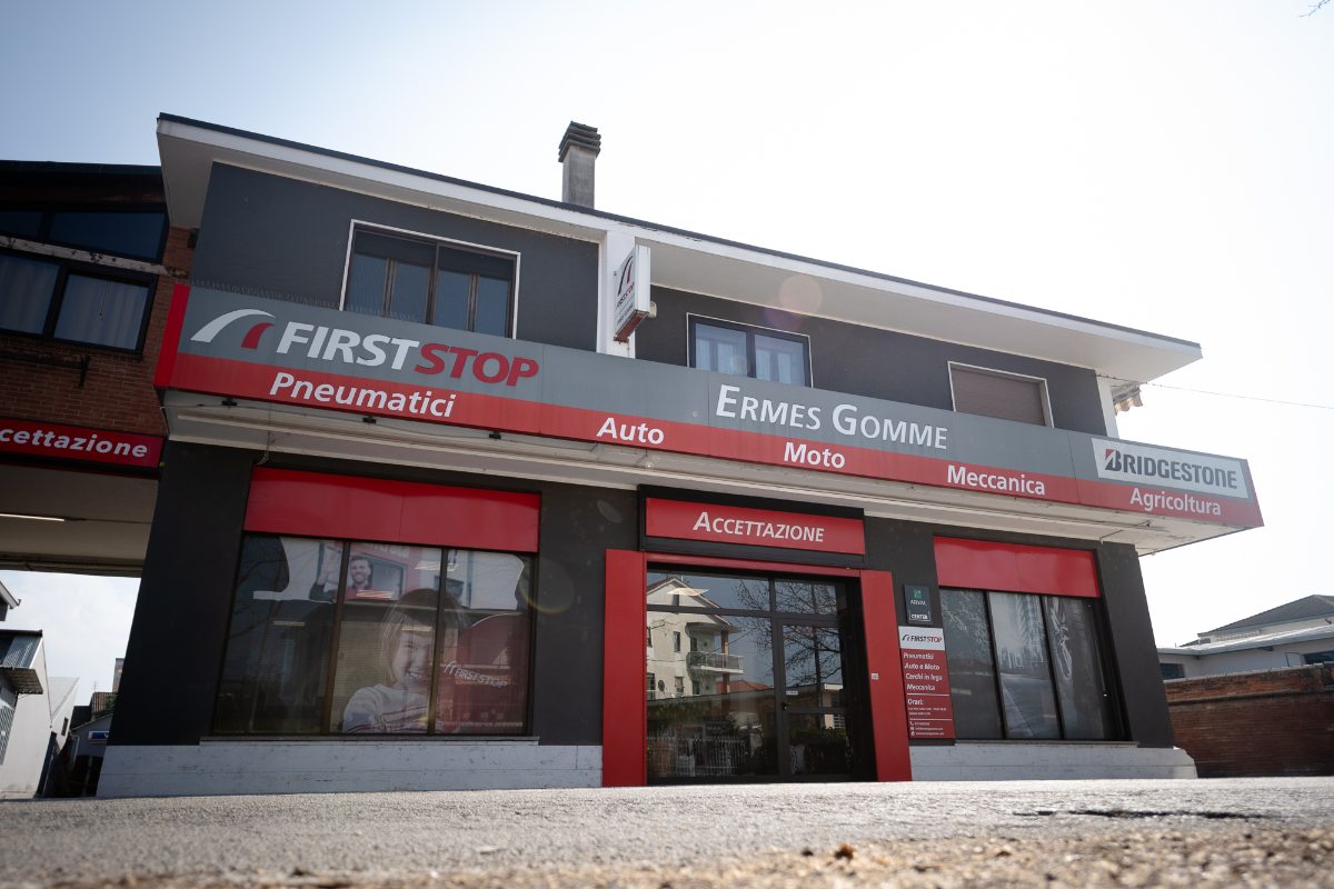 Ermes Gomme - centro assistenza Poirino, First Stop e Bridgestone